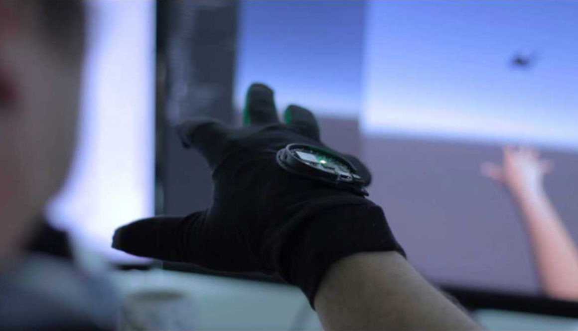 realidade-virtual-Gloveone